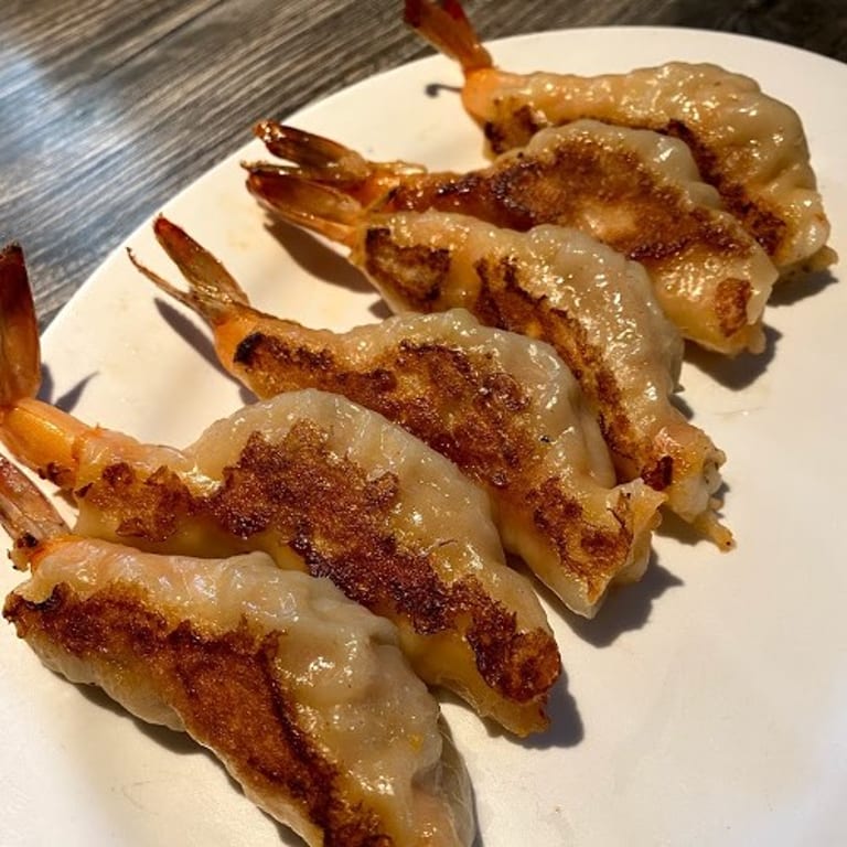 Delicious Gyoza: A Japanese Dumpling Delight